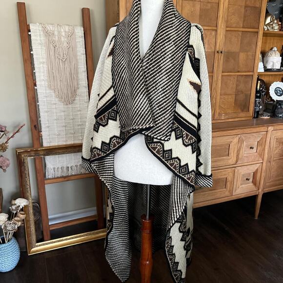 Gorgeous JJ Sisters duster length cardigan - Picture 2 of 6